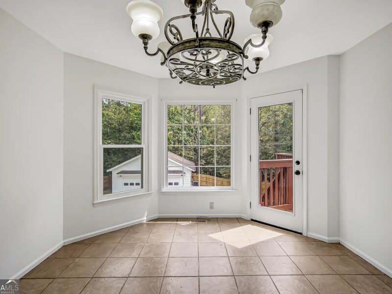 Beautiful home in great location!