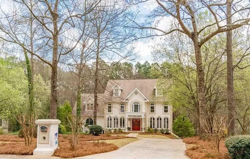 PREMIUM 6-BEDROOM HOME 10 MILES TO U.S. SOCCER NATIONAL TRAINING CENTER