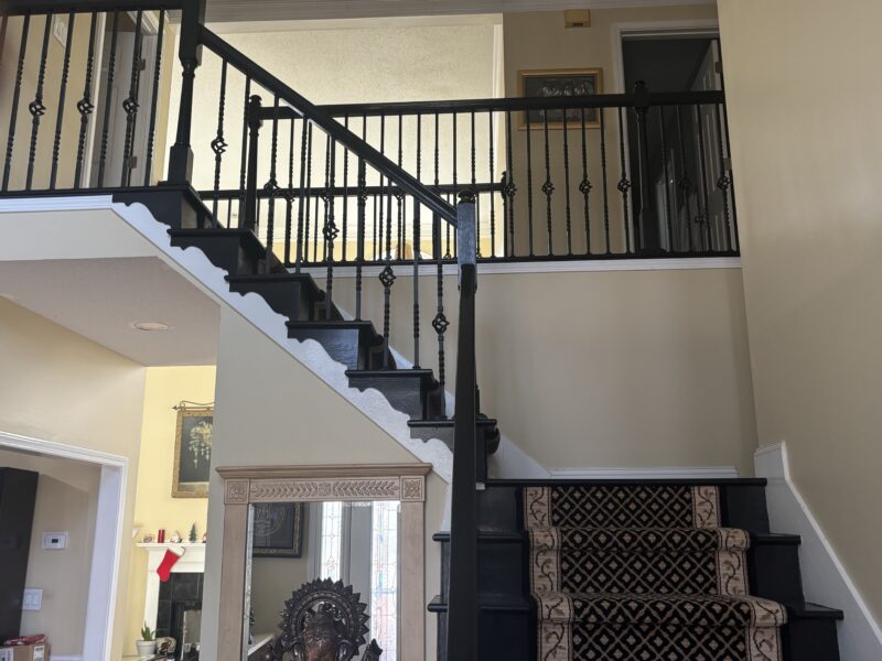 4Br Sports Lovers Dream! Pickleball and Tennis Court, Sports Room, 100" TVs, and more!