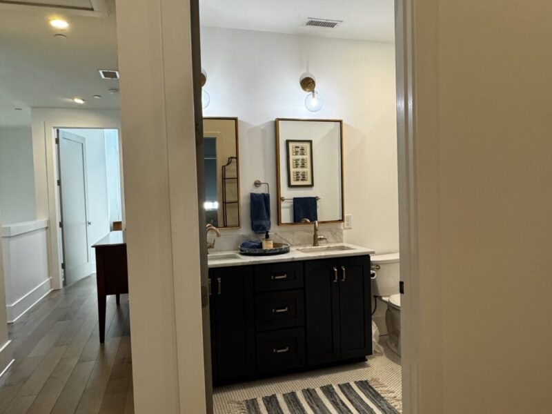 Trilith Luxury Townhome 3 bedrooms fully furnished with two car garage & minutes to US Soccer Headquarters