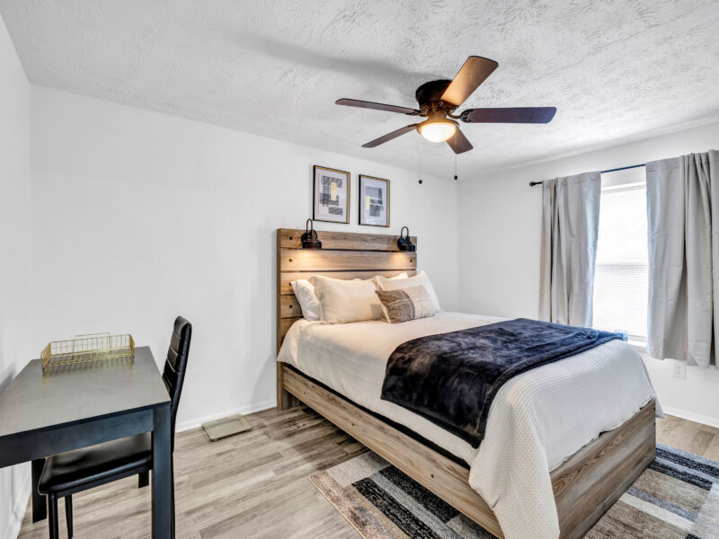 3Bed/2.5Bath, 2QN-1Full Bed, 25 min to ATL