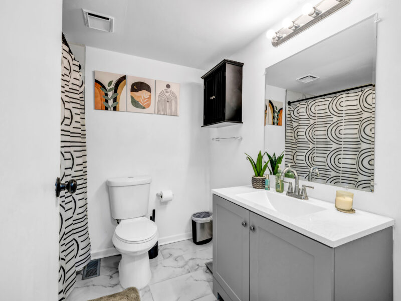 3Bed/2.5Bath, 2QN-1Full Bed, 25 min to ATL