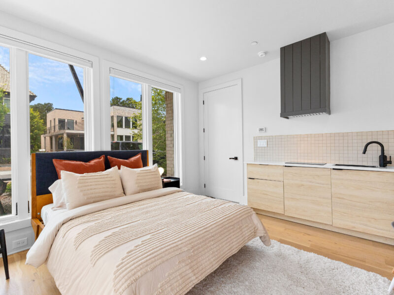 5Bd/4Bath Trilith Luxury Village Home