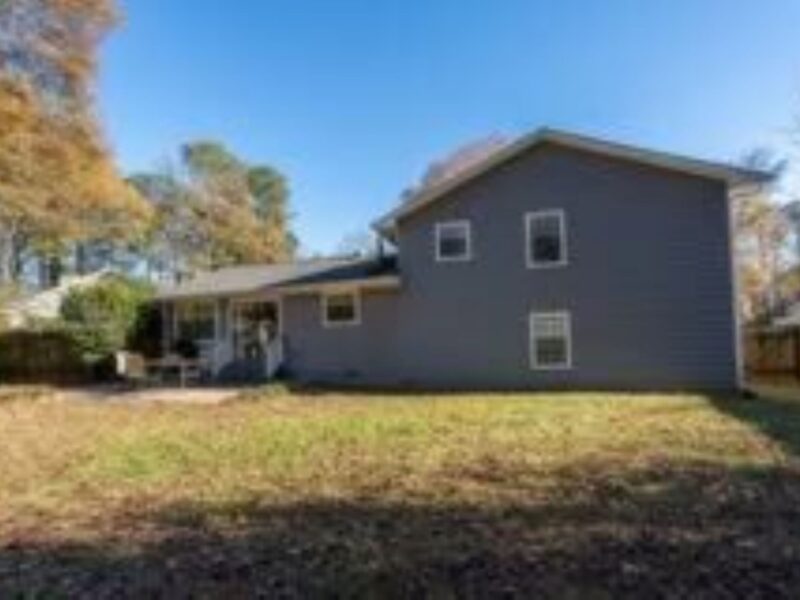 Flat Creek Country Club, Walk to Lake Peachtree (20 minutes to MODA) - 4br; 6 Bds