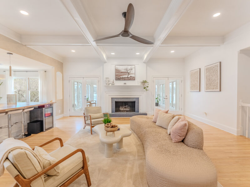 Luxury Minimalist Home on Lake Peachtree