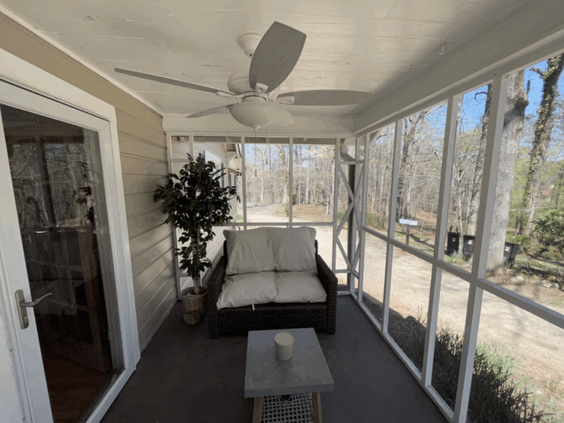 The FIFA Cottage/Lake @BeaneAcres Micro Resort