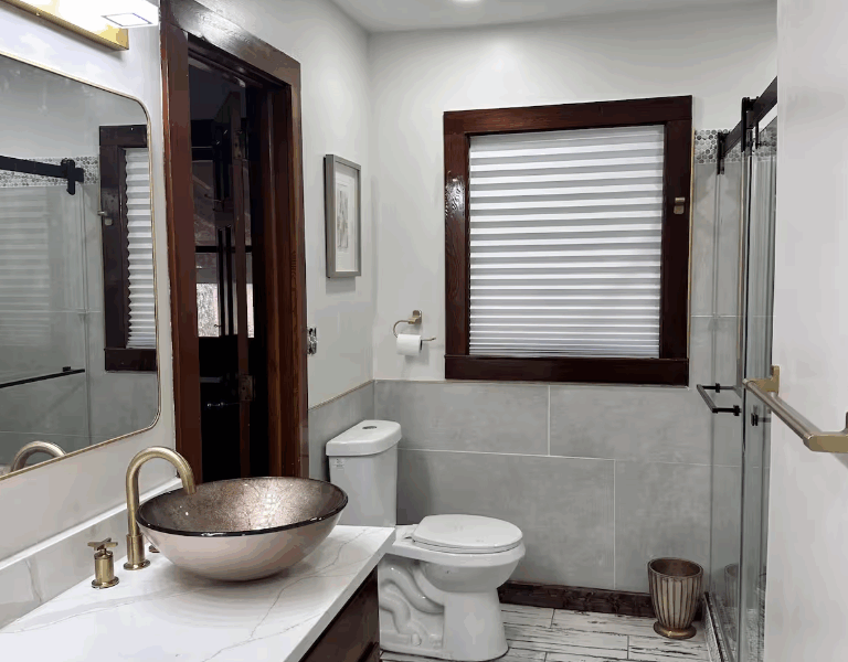 The FIFA Cabin/Lake @BeaneAcres Micro Resort