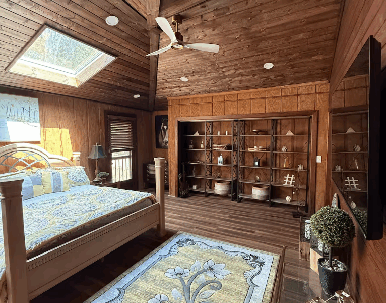 The FIFA Cabin/Lake @BeaneAcres Micro Resort