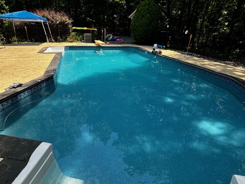 6 bedroom Home W/ Heated Pool & Pool House Minutes from Soccer Training Center Sleeps 15
