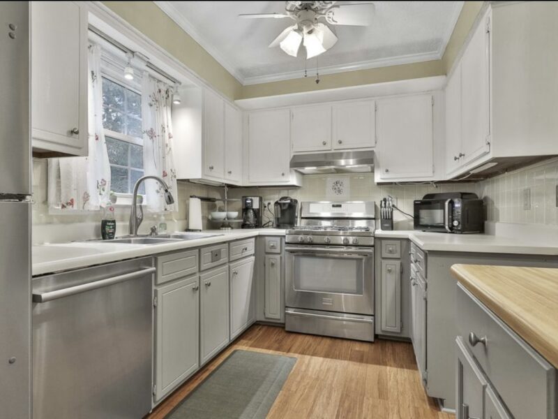 Pet-Friendly Getaway in PTC with Golf Cart