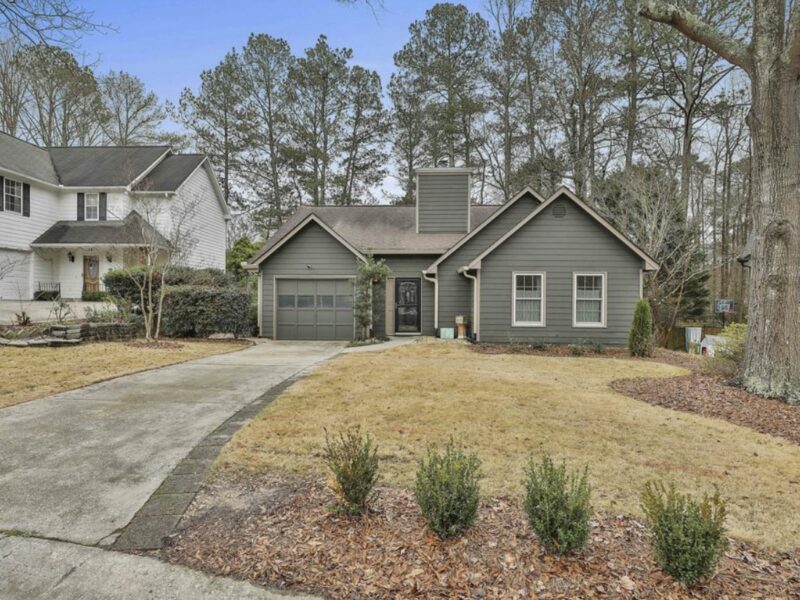 Pet-Friendly Getaway in PTC with Golf Cart