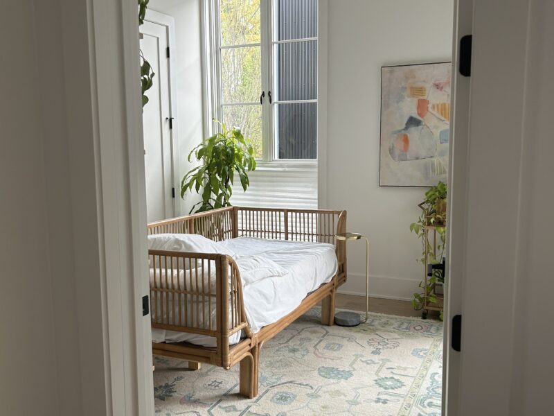 Modern & Luxurious Trilith Charmer