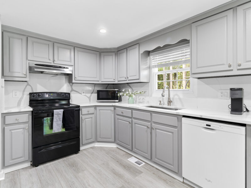 By Lake Peachtree: Casa Azul