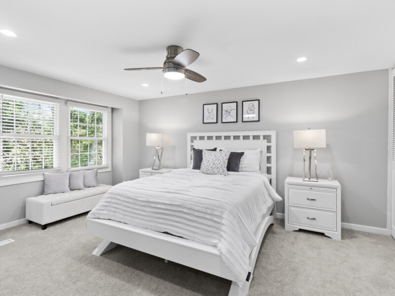 By Lake Peachtree: Casa Azul