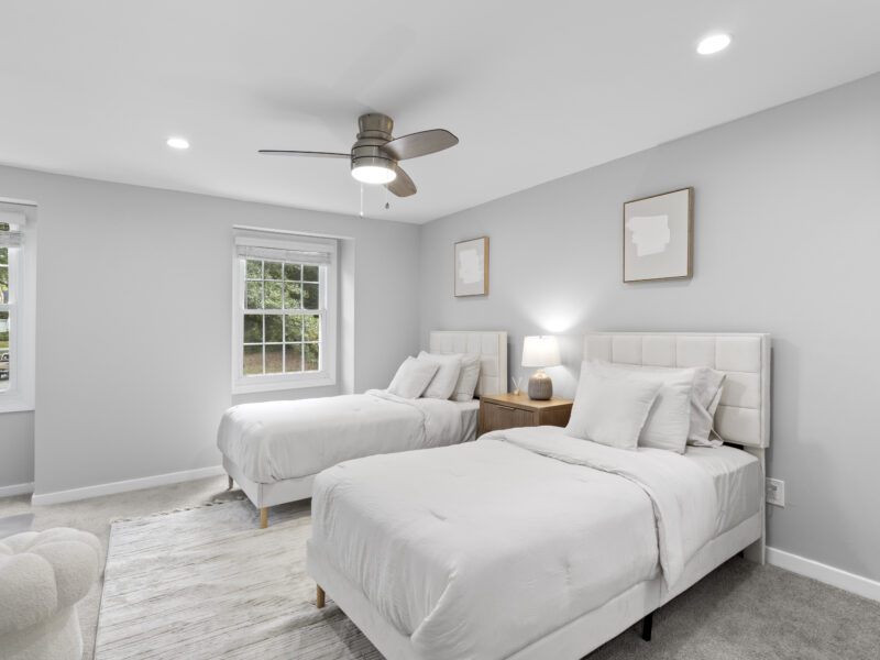 By Lake Peachtree: Casa Azul