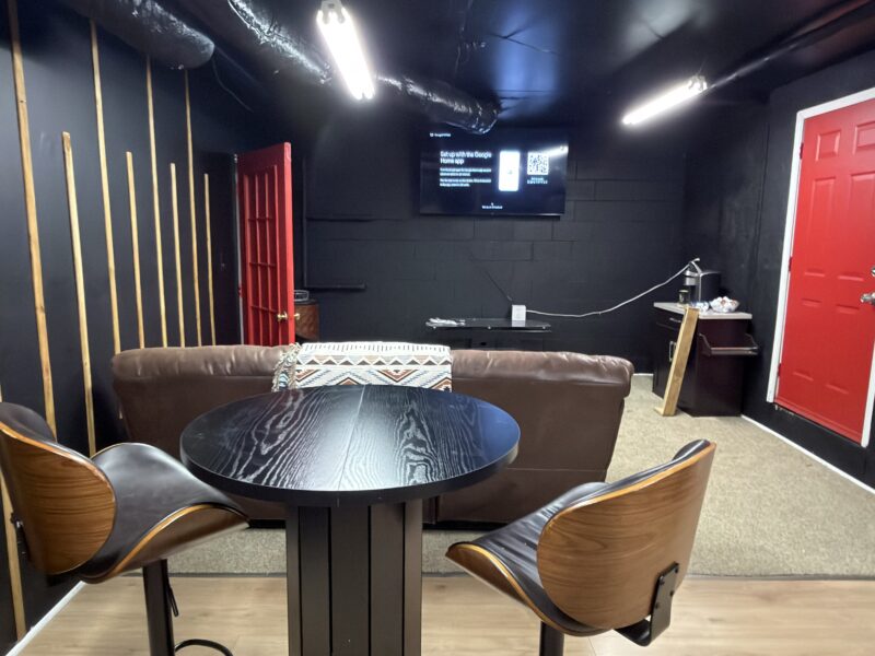 World Cup Entertainment Basement Apartment With Pool Access Near Trillith Studios.