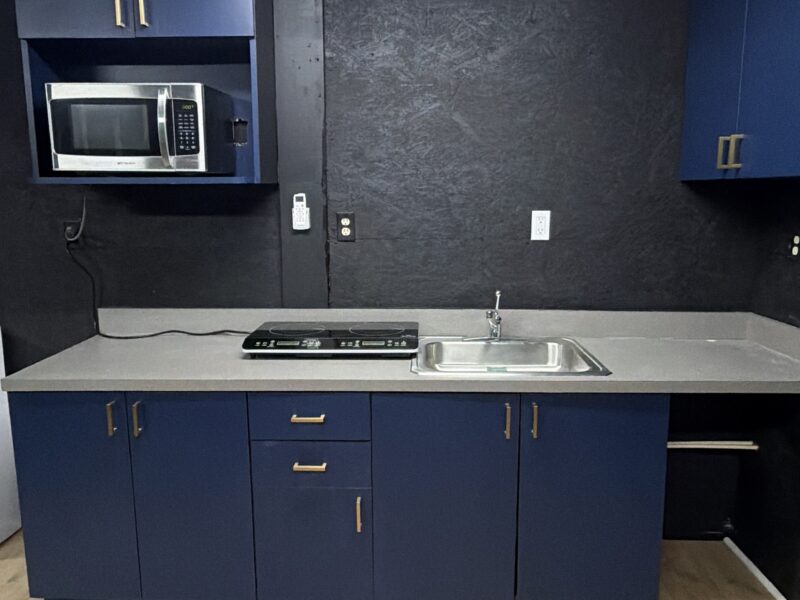 World Cup Entertainment Basement Apartment With Pool Access Near Trillith Studios.