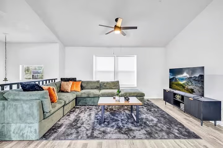 3Bed/2.5Bath, 2QN-1Full Bed, 25 min to ATL