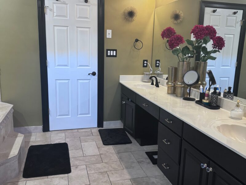 6 bedroom Home W/ Heated Pool & Pool House Minutes from Soccer Training Center Sleeps 15