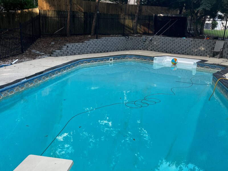 6 bedroom Home W/ Heated Pool & Pool House Minutes from Soccer Training Center Sleeps 15