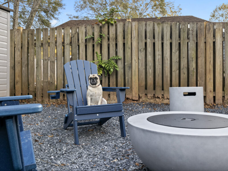 By Lake Peachtree: Casa Gris