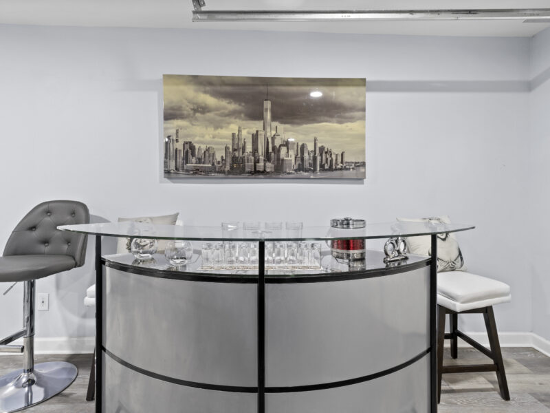 By Lake Peachtree: Casa Gris