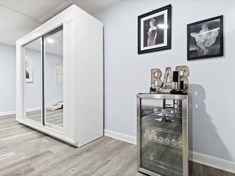 By Lake Peachtree: Casa Gris