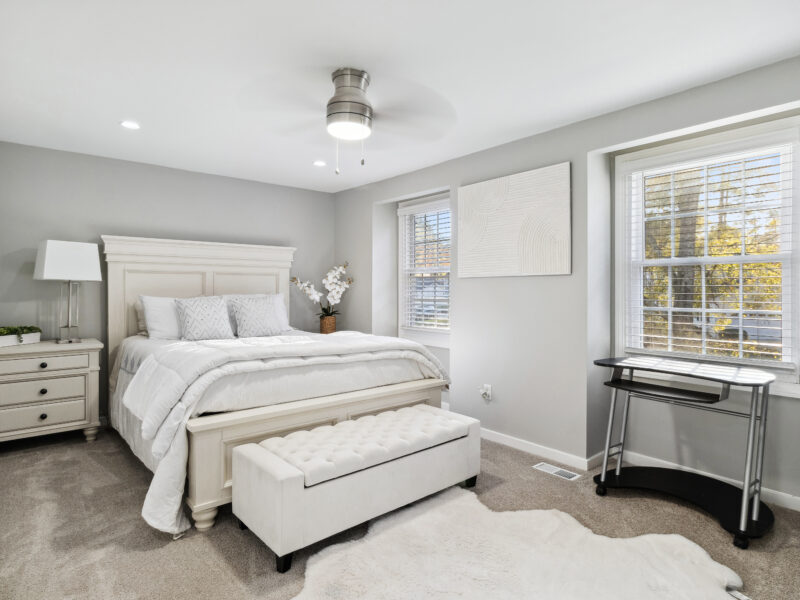 By Lake Peachtree: Casa Azul