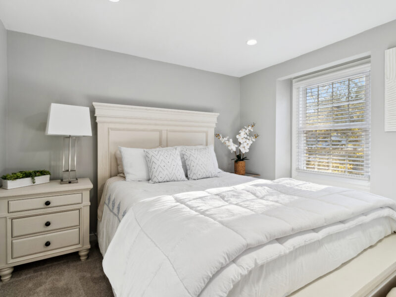 By Lake Peachtree: Casa Azul