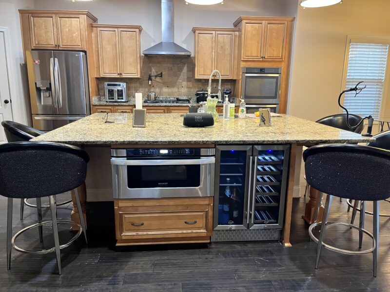 Luxury 7BR Family Retreat w/ Pool + Pool House | Near Trillith & US Soccer