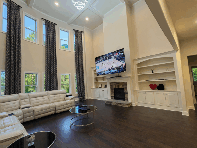 Luxury 7BR Family Retreat w/ Pool + Pool House | Near Trillith & US Soccer