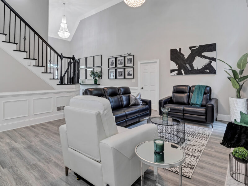 6 bedroom Home W/ Heated Pool & Pool House Minutes from Soccer Training Center Sleeps 15