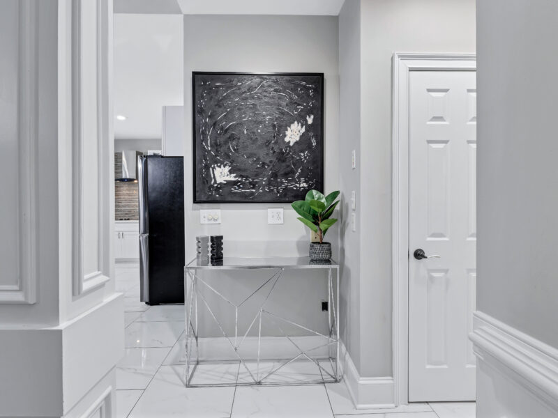 6 bedroom Home W/ Heated Pool & Pool House Minutes from Soccer Training Center Sleeps 15