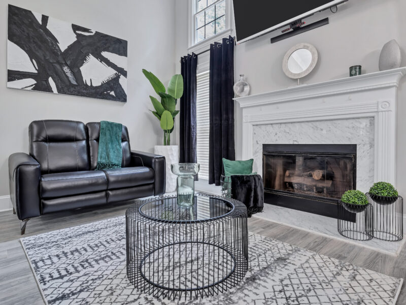 6 bedroom Home W/ Heated Pool & Pool House Minutes from Soccer Training Center Sleeps 15