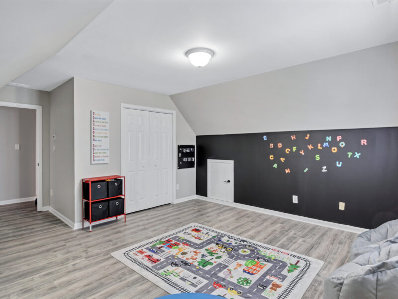 6 bedroom Home W/ Heated Pool & Pool House Minutes from Soccer Training Center Sleeps 15