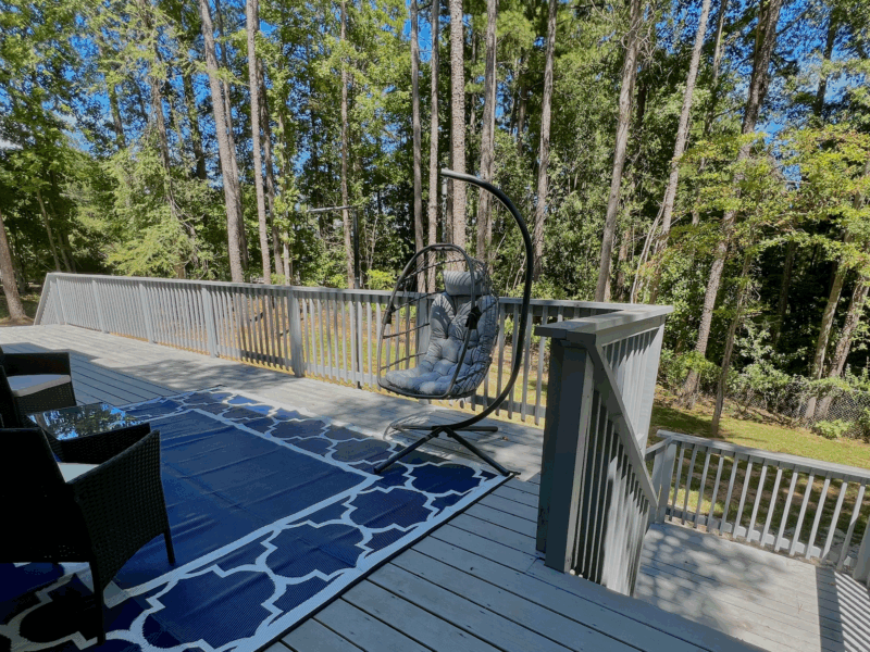 By Lake Peachtree: Casa Azul