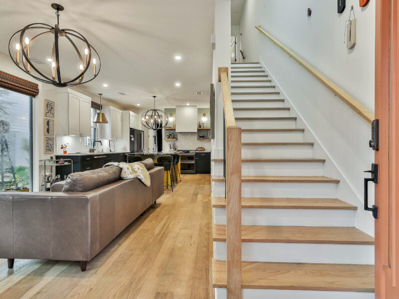 Mid-Century 3 Master Suite Haven in Trilith with Parking