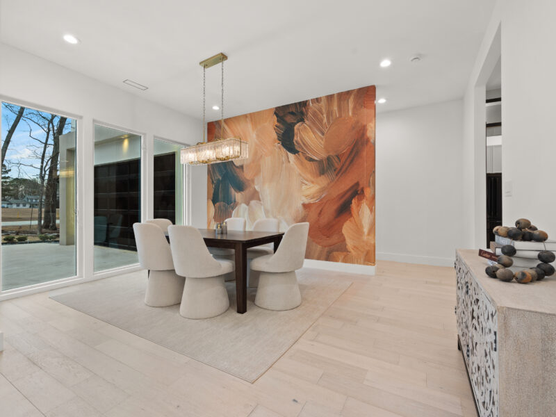 FIFA Housing & Modern Estate for Teams and Staff | Heated Pool + Theater & Gym | Sleeps 21 | Tailored Setup