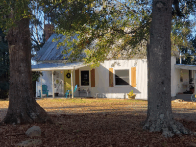 Quiet Farmhouse Near Trillith Studios, Piedmont Hospital and U.S. Soccer Training Center