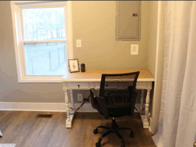 Quiet Farmhouse Near Trillith Studios, Piedmont Hospital and U.S. Soccer Training Center