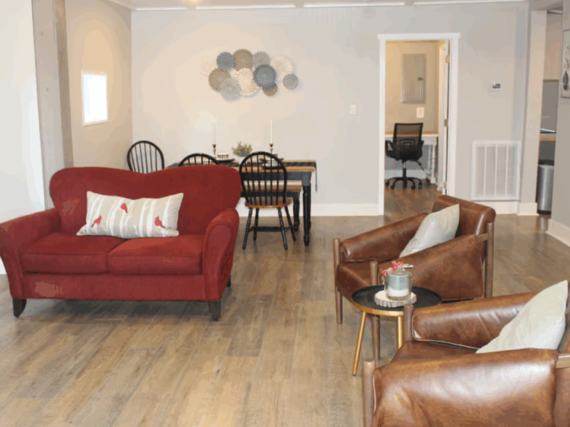 Quiet Farmhouse Near Trillith Studios, Piedmont Hospital and U.S. Soccer Training Center