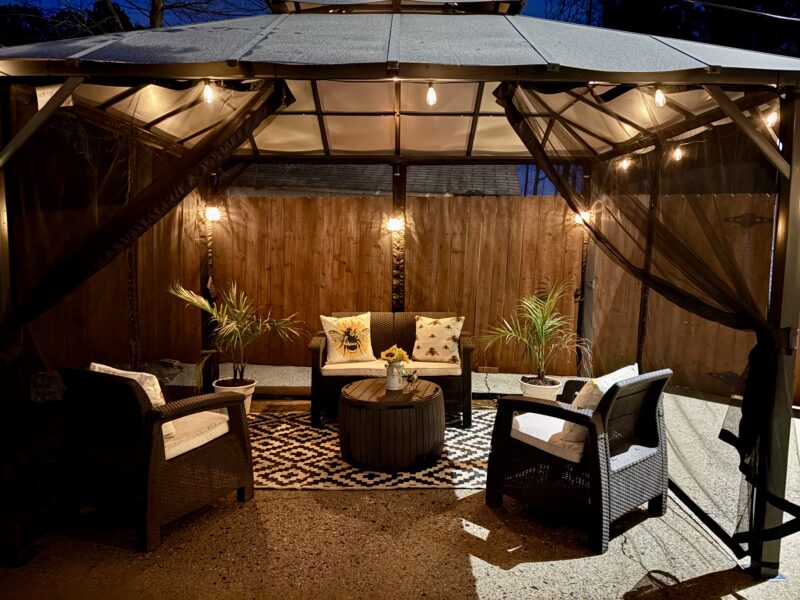 Cozy and Modern Guest Suite. Superior to a hotel room. Near Soccer HQ and Town Trilith