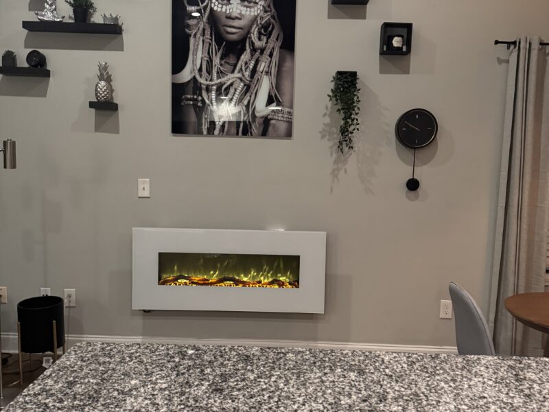 3 bedroom home 3 miles from the Benz Stadium