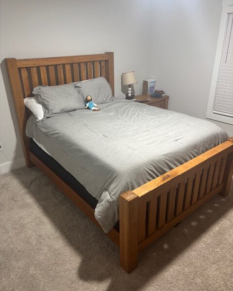 New, Clean and Modern 5 bedroom 4.5 bath Plus Pool