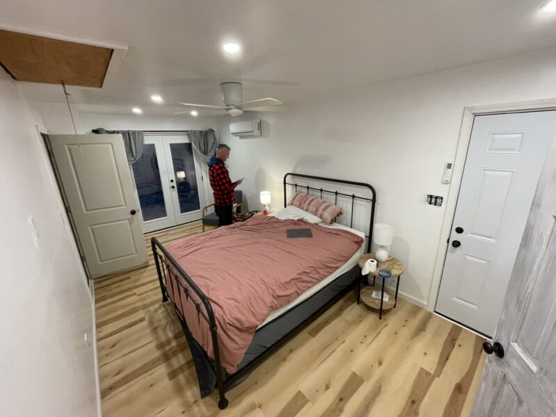 Nice and quiet 4 bedroom and 3 bathroom house on acres of land. 10 min from US soccer. 20 min from airport. 30 min from Mercedes Benz Stadium