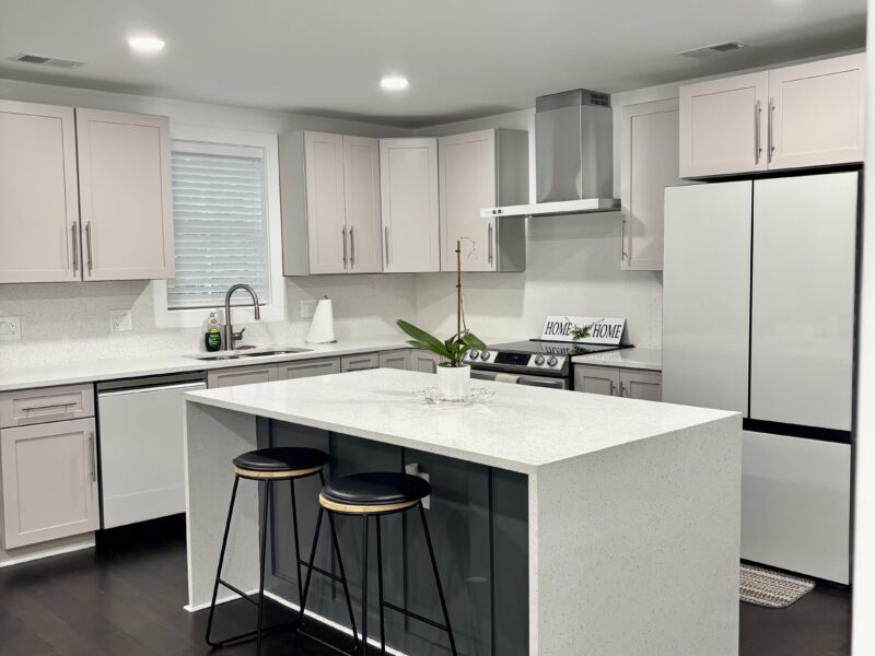 Modern Home Between Airport and Mercedez Benz Stadium