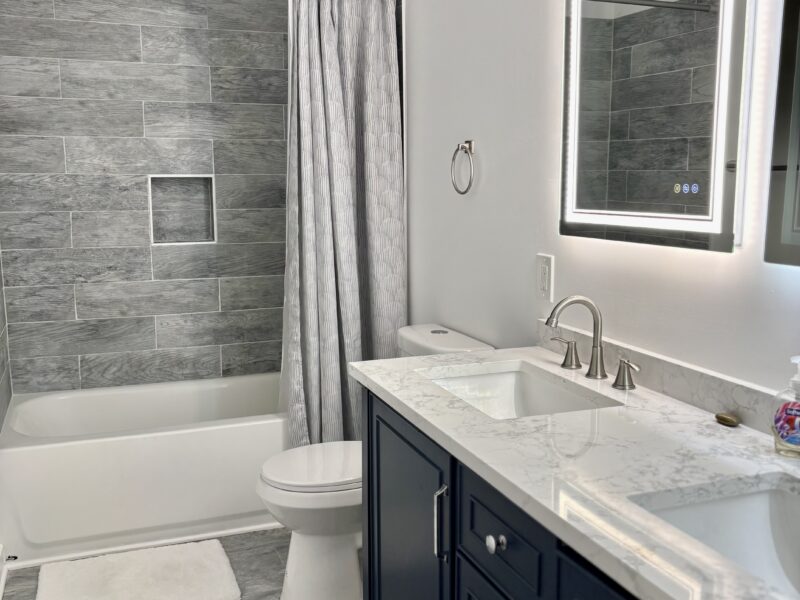 Modern Home Between Airport and Mercedez Benz Stadium