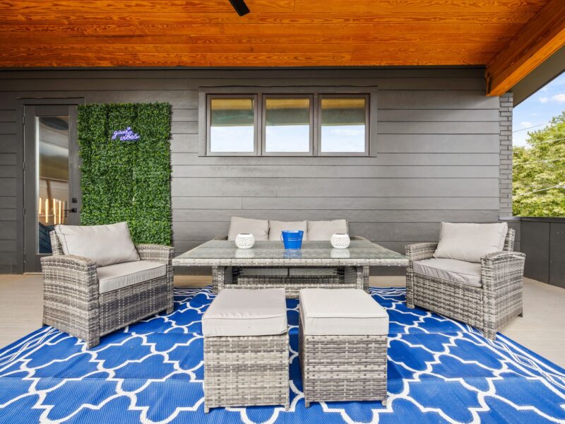 4BR 4BA ATL Home Hot Tub Game Room -5 Miles to Mercedes Benz World Cup Stadium