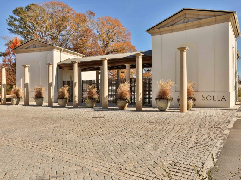 Flexible Space Sleeps 7 With Office & Views