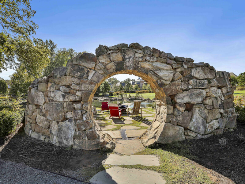 Flexible Space Sleeps 7 With Office & Views